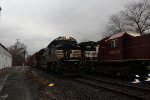 NS 1170 after a tree strike meeting the GEO train